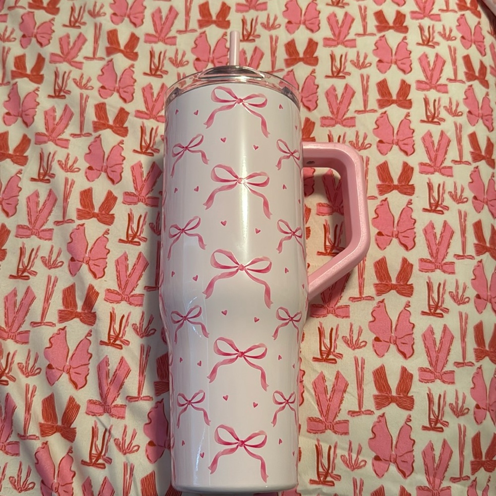 40oz bow cup never been used